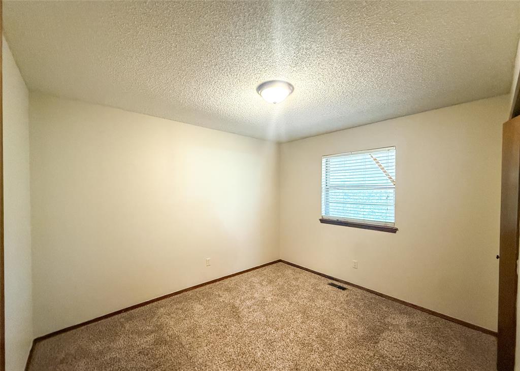 101 Sahoma Terrace Property Photo 14