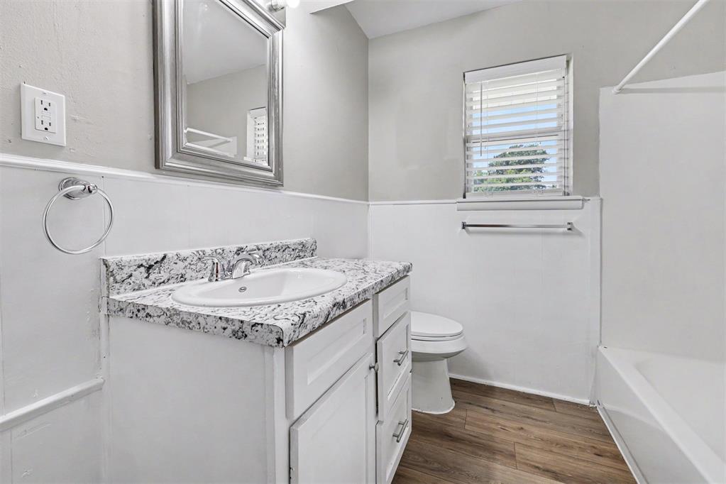 3320 Meadowbrook Drive Property Photo 13