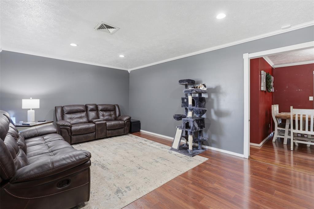 122 Sooner Drive Property Photo 8
