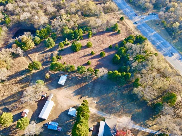 1201 N Main Highway Property Photo 1