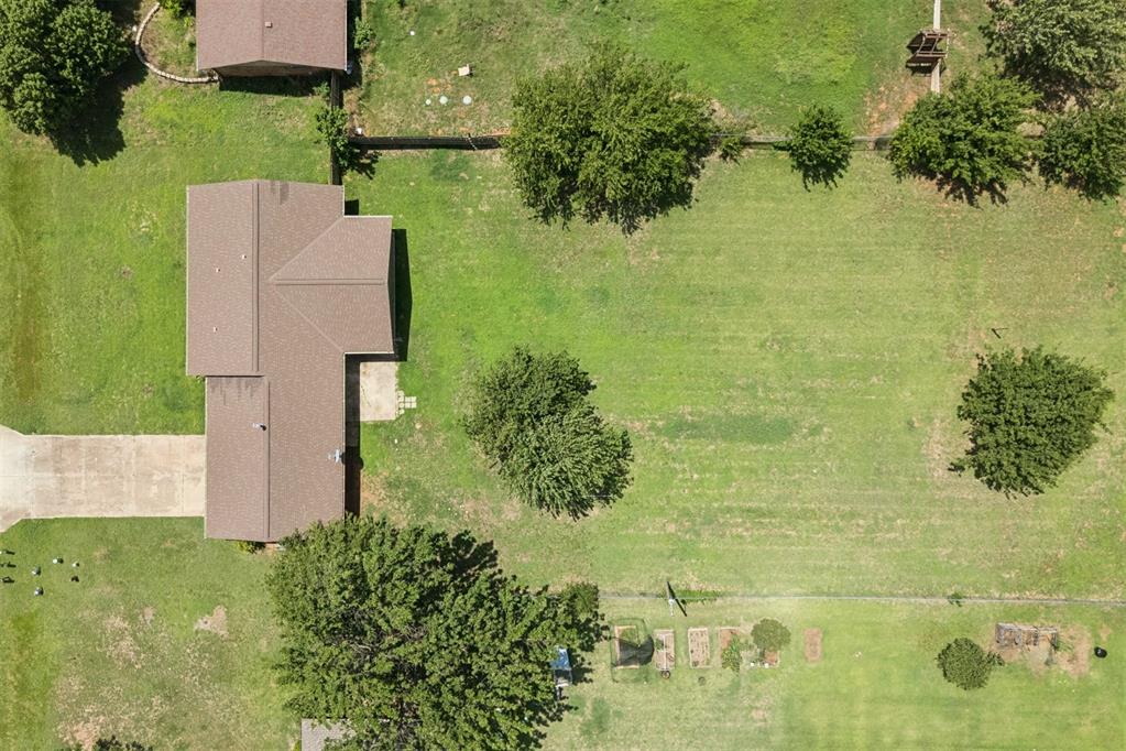 2127 Ne Van Buren Avenue Property Photo 6