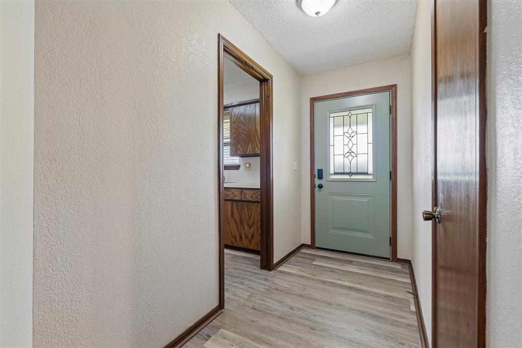 2127 Ne Van Buren Avenue Property Photo 9