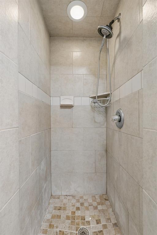 2127 Ne Van Buren Avenue Property Photo 26