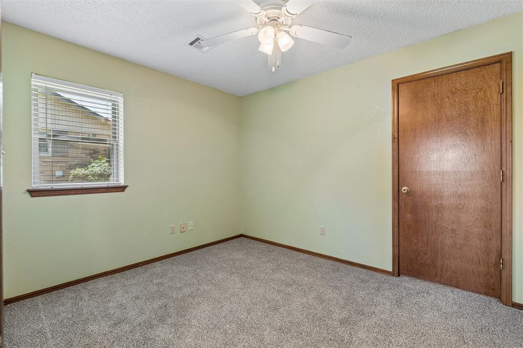 2127 Ne Van Buren Avenue Property Photo 31