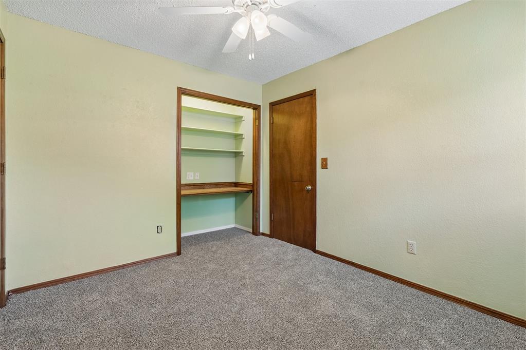 2127 Ne Van Buren Avenue Property Photo 32