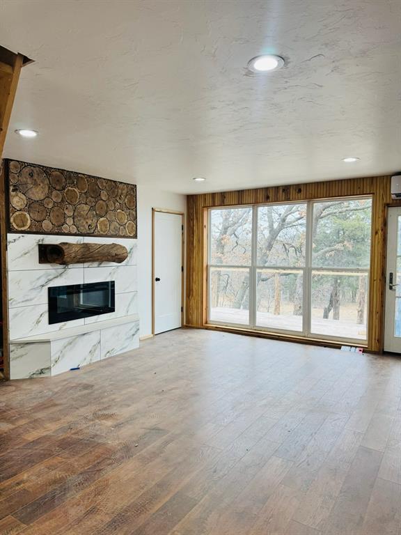 5201 Crystal Lake Drive Property Photo 15