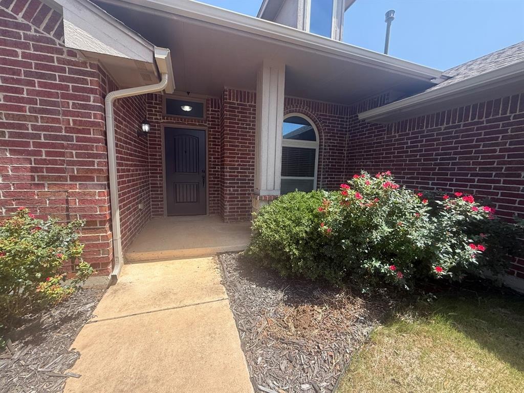 11309 Nw 99th Street Property Photo 3