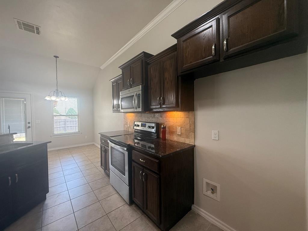 11309 Nw 99th Street Property Photo 12