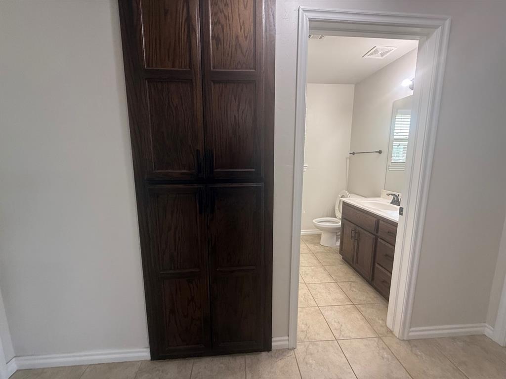 11309 Nw 99th Street Property Photo 25