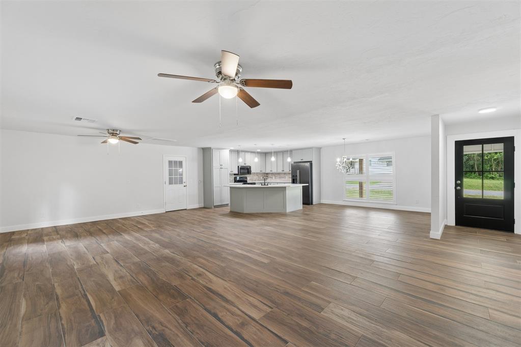 20699 Hensel Street Property Photo 8