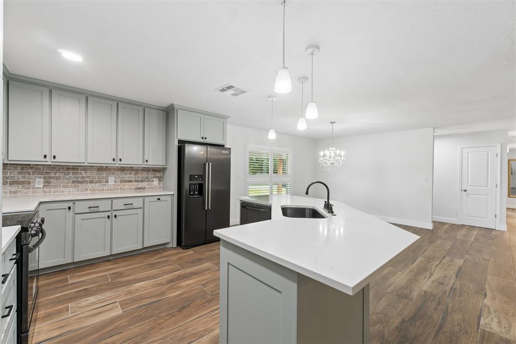 20699 Hensel Street Property Photo 16