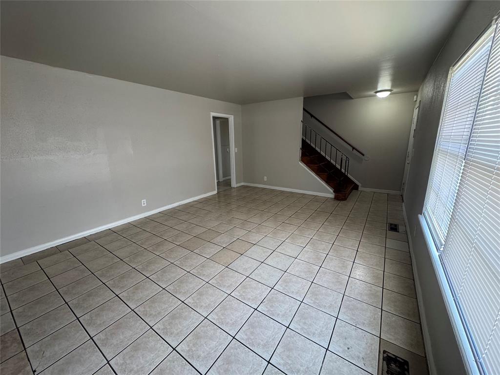 213 Nw 84th Street Property Photo 3