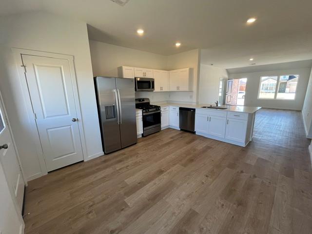 16308 Harvester Drive Property Photo 3