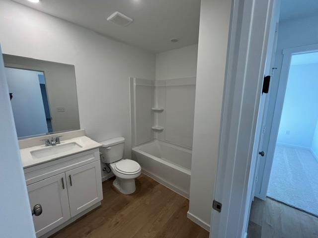 16308 Harvester Drive Property Photo 6