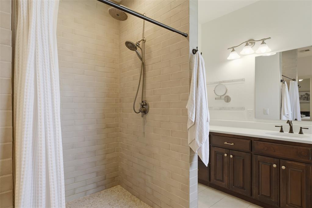 8321 Venezia Lane Property Photo 24