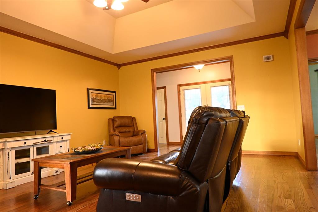 2077 Clearwater Drive Property Photo 13