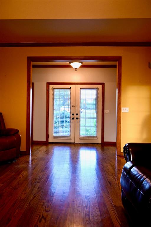 2077 Clearwater Drive Property Photo 14