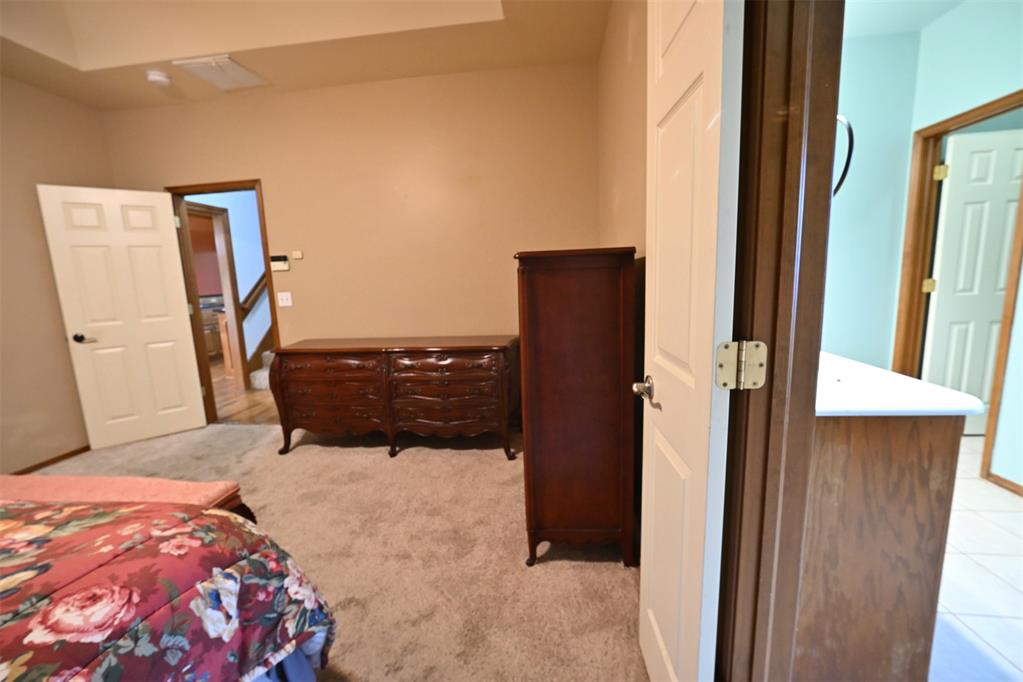 2077 Clearwater Drive Property Photo 38