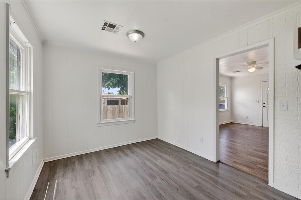 204 E Fairchild Drive Property Photo 6