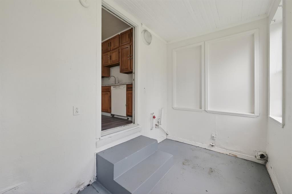 204 E Fairchild Drive Property Photo 10