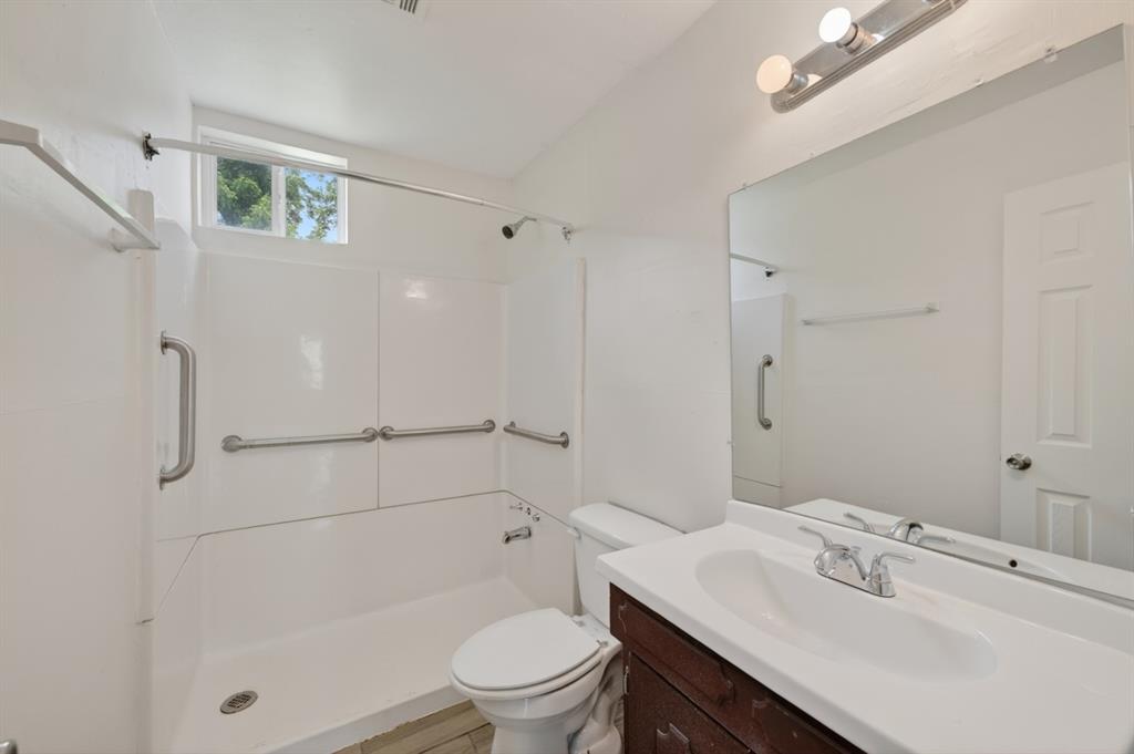 204 E Fairchild Drive Property Photo 13