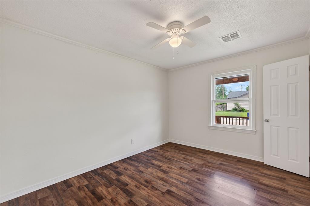 204 E Fairchild Drive Property Photo 19