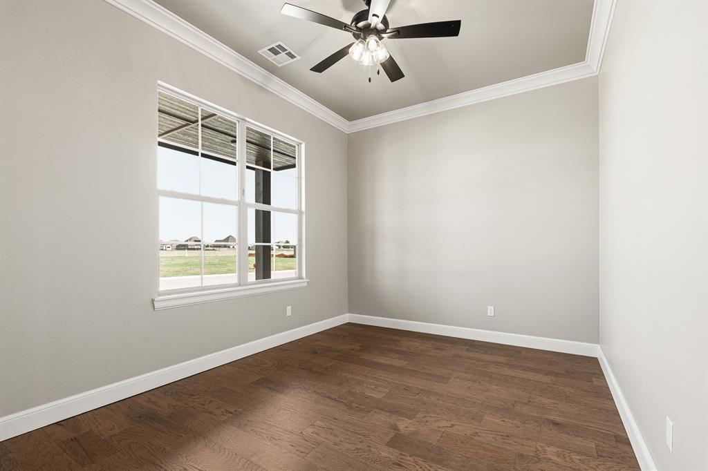 1026 Jaden Boulevard Property Photo 7
