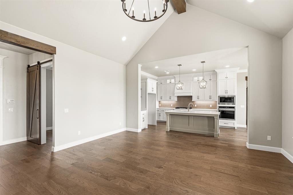 1026 Jaden Boulevard Property Photo 8