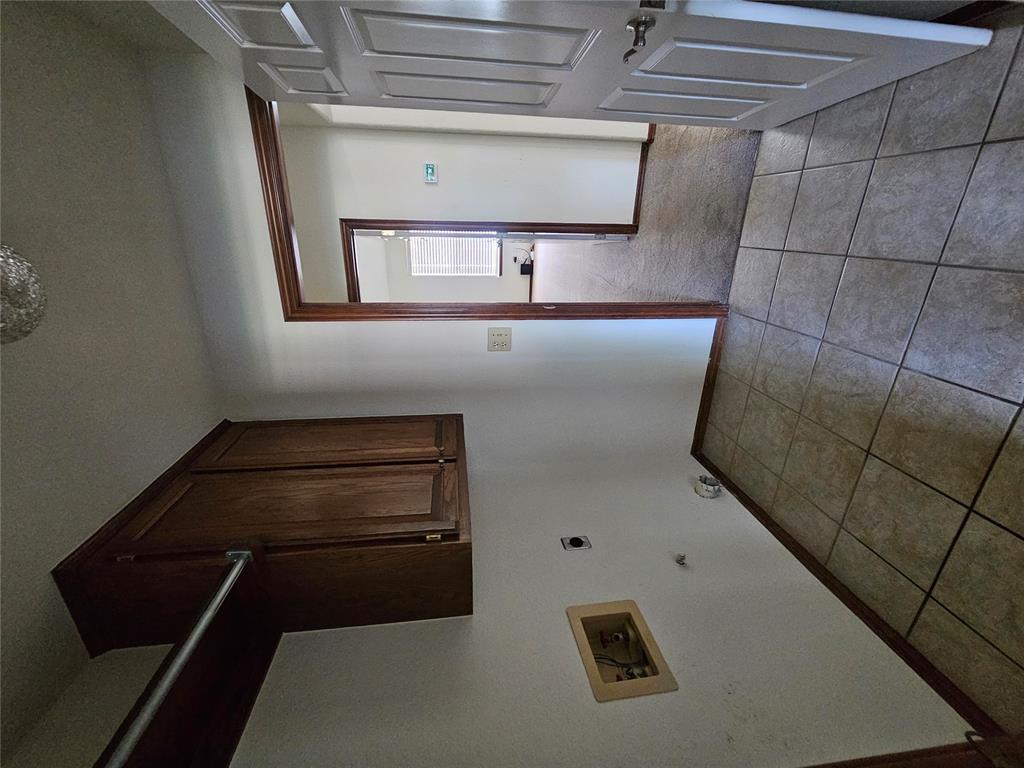 117 Meadows Lane Property Photo 15