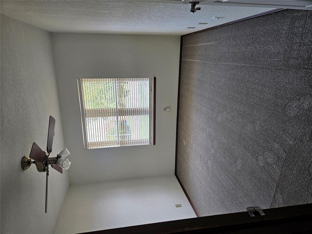 117 Meadows Lane Property Photo 24