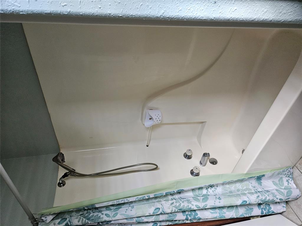 117 Meadows Lane Property Photo 27