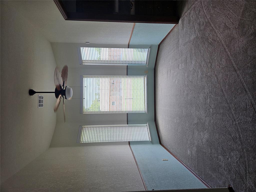 117 Meadows Lane Property Photo 32