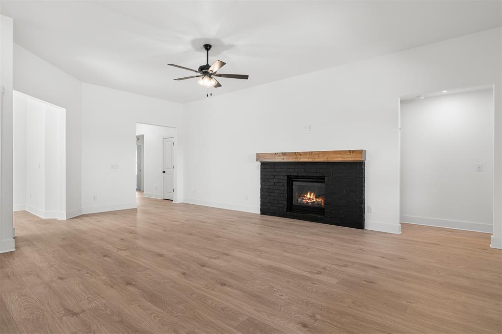 1313 Sw 157th Street Property Photo 6