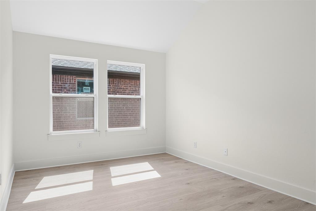 1313 Sw 157th Street Property Photo 12