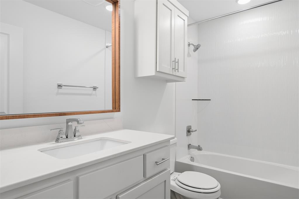 1313 Sw 157th Street Property Photo 16