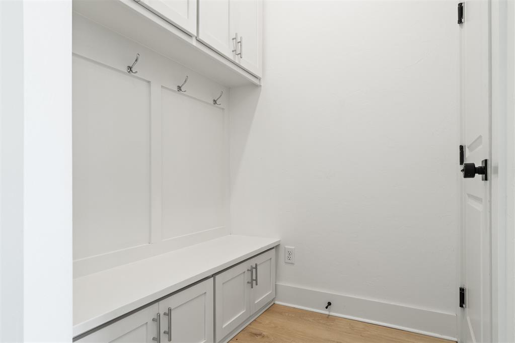 1313 Sw 157th Street Property Photo 19