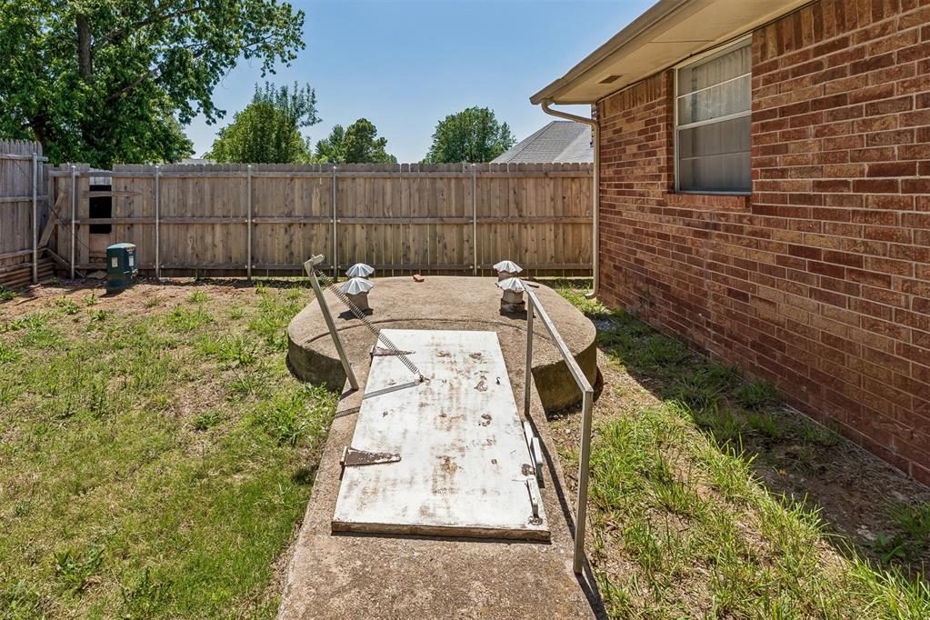 9912 S Country Club Drive Property Photo 33