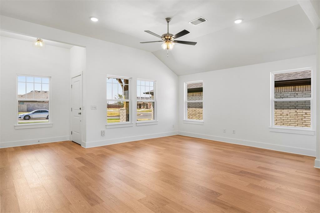 1329 Sw 157th Street Property Photo 5
