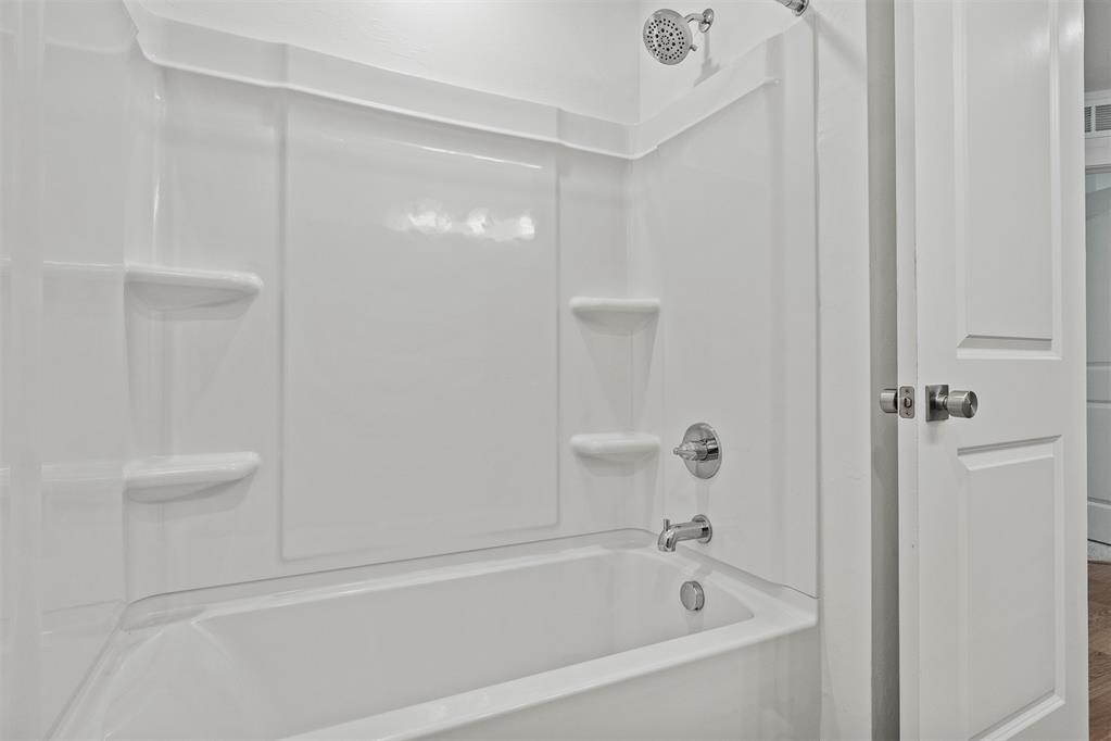 1329 Sw 157th Street Property Photo 14