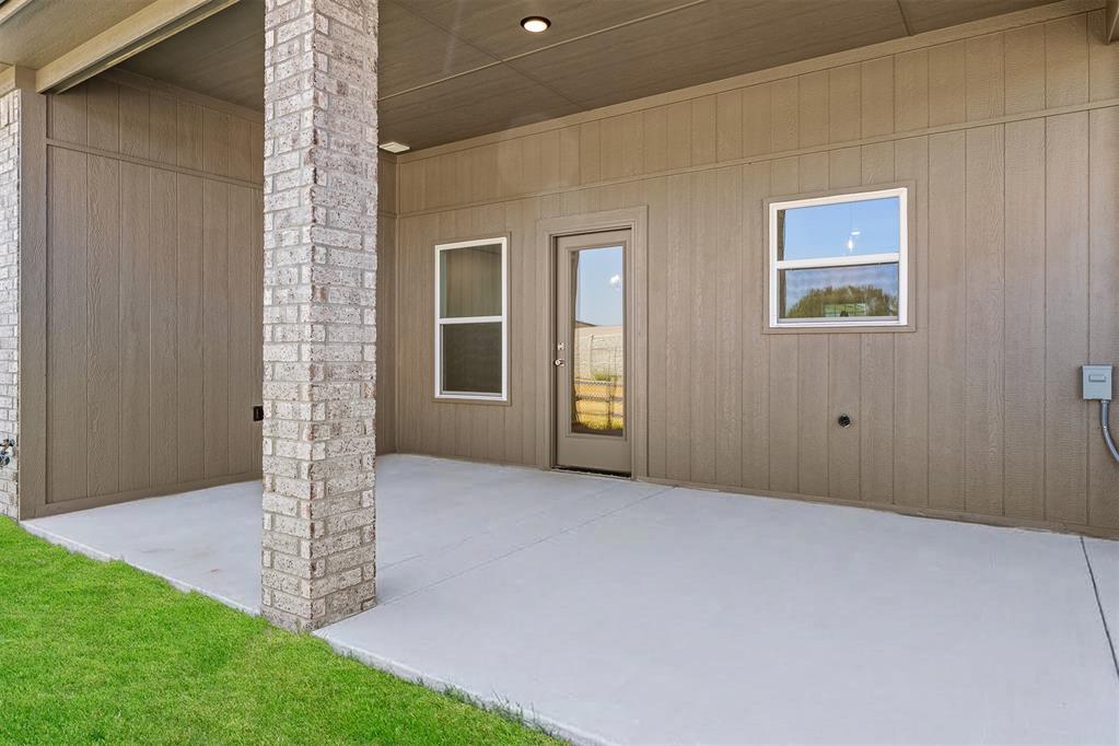 1329 Sw 157th Street Property Photo 27