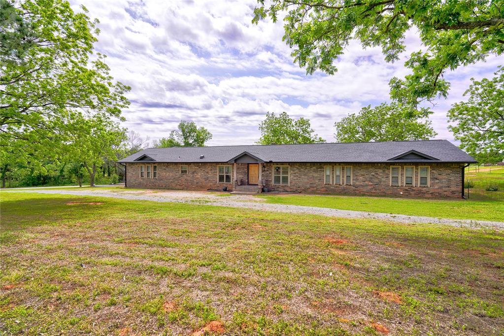 13800 E Maguire Road Property Photo 2