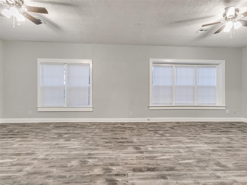 1313 N Beard Avenue Property Photo 18