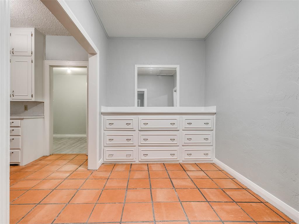 1313 N Beard Avenue Property Photo 20