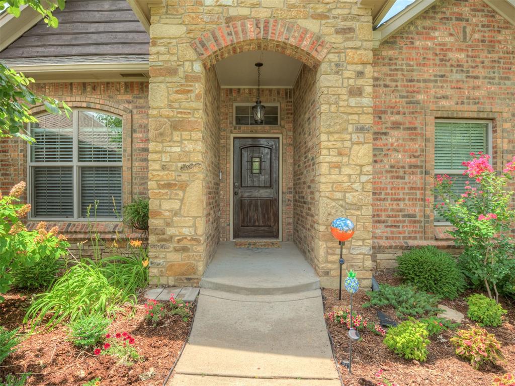 14005 Savannah River Way Property Photo 4