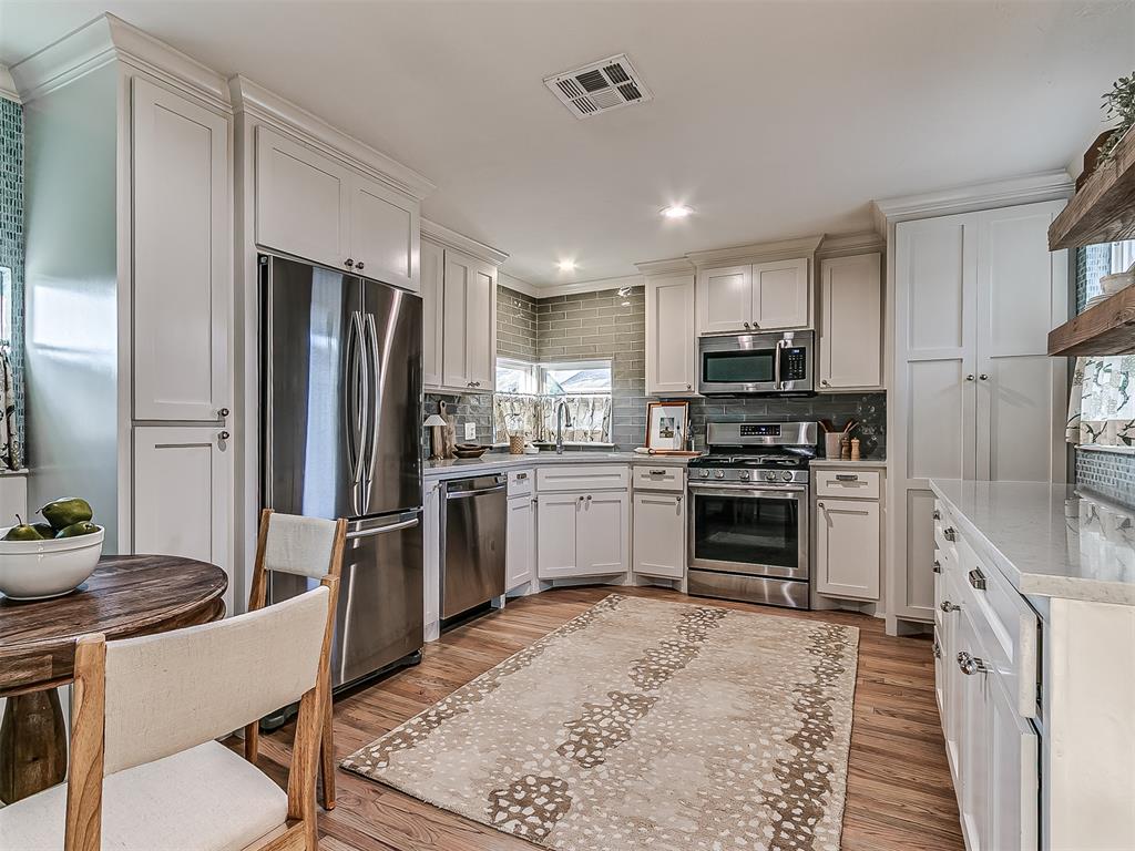 6204 N Ross Avenue Property Photo 19