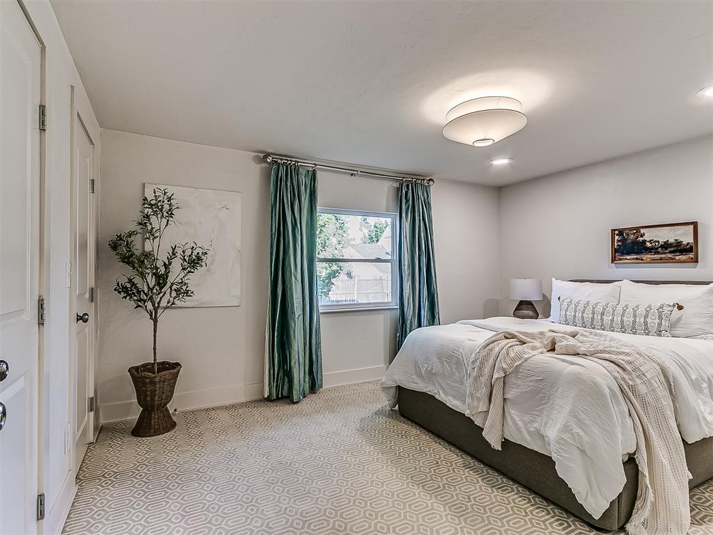 6204 N Ross Avenue Property Photo 34