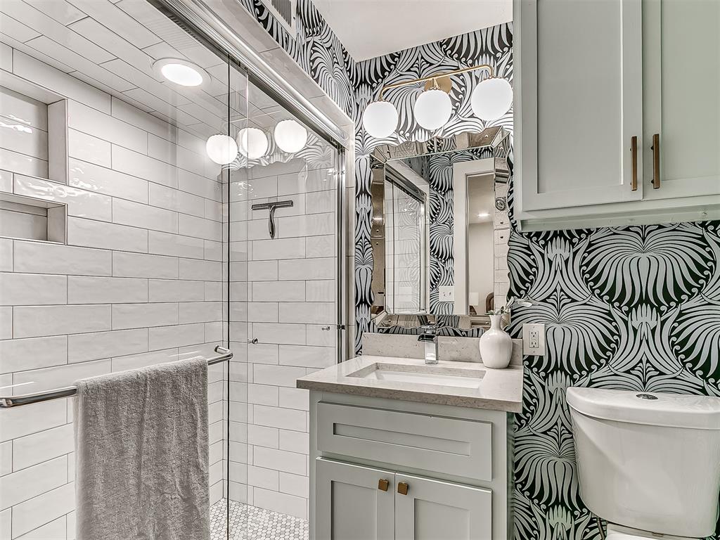 6204 N Ross Avenue Property Photo 37