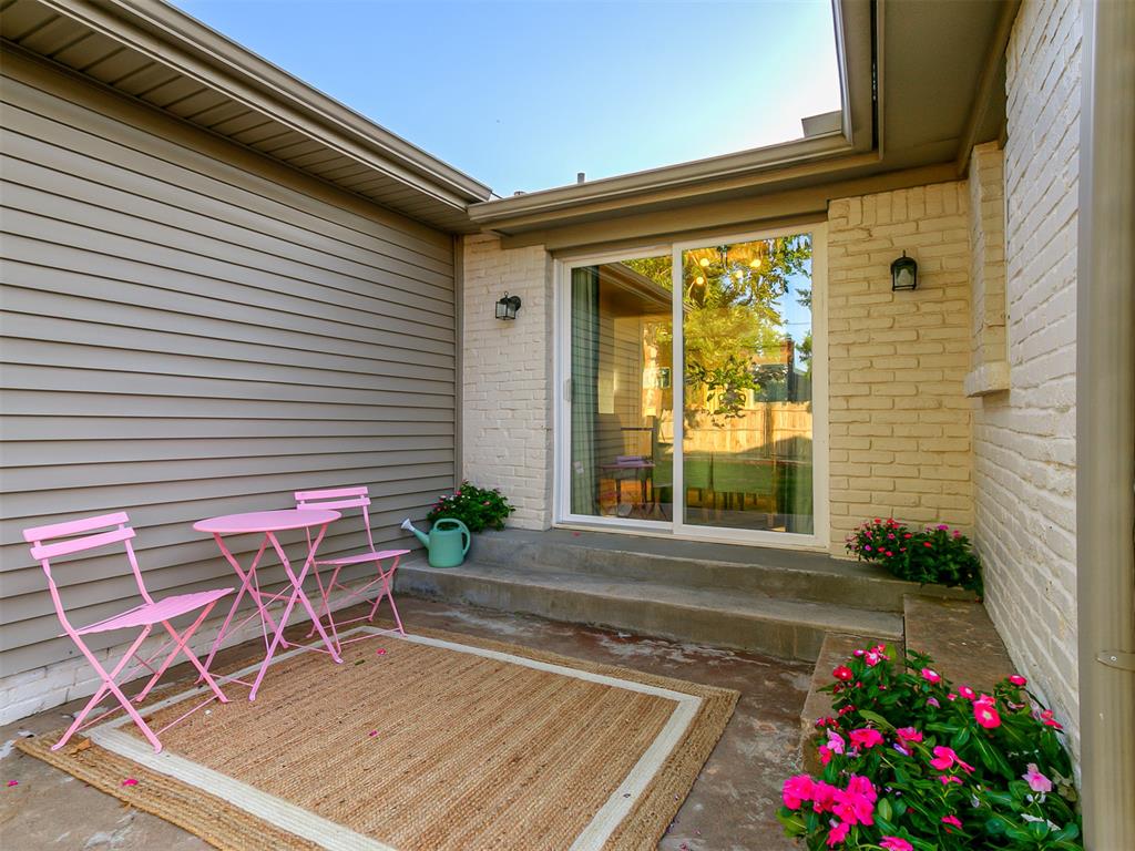 6204 N Ross Avenue Property Photo 45