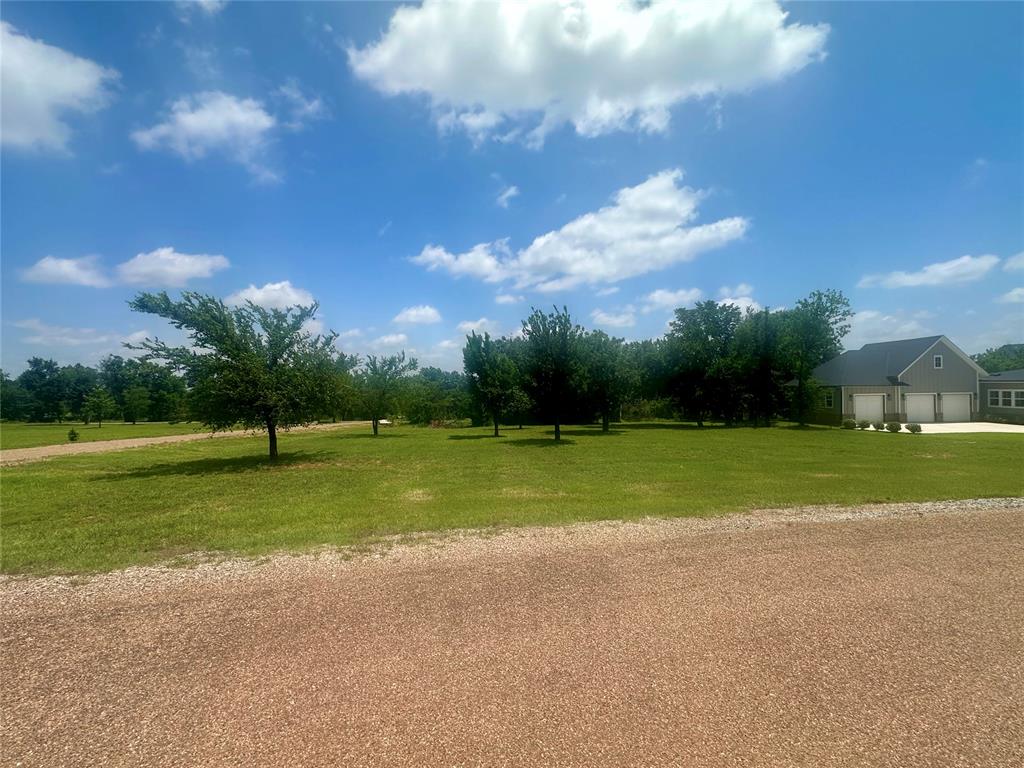 29868 Vineyard Meadow Road Property Photo 2