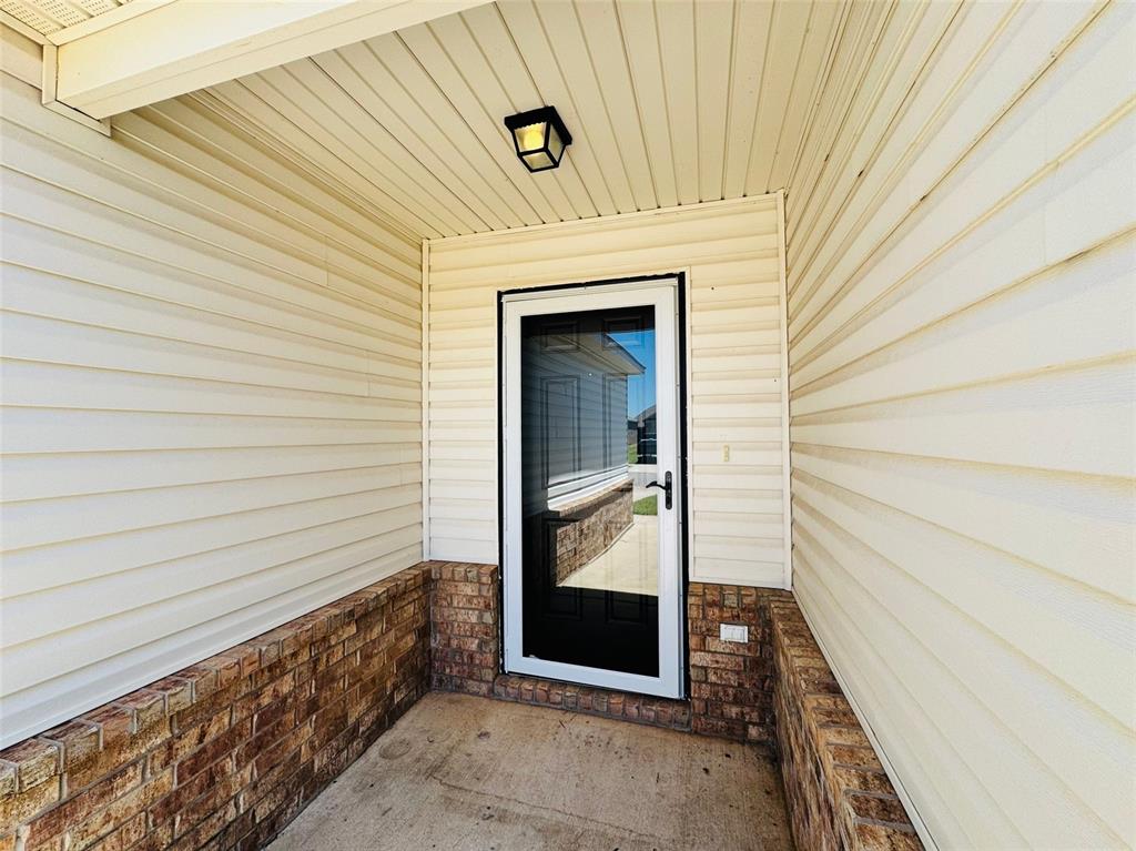 1870 Bartlett Drive Property Photo 3
